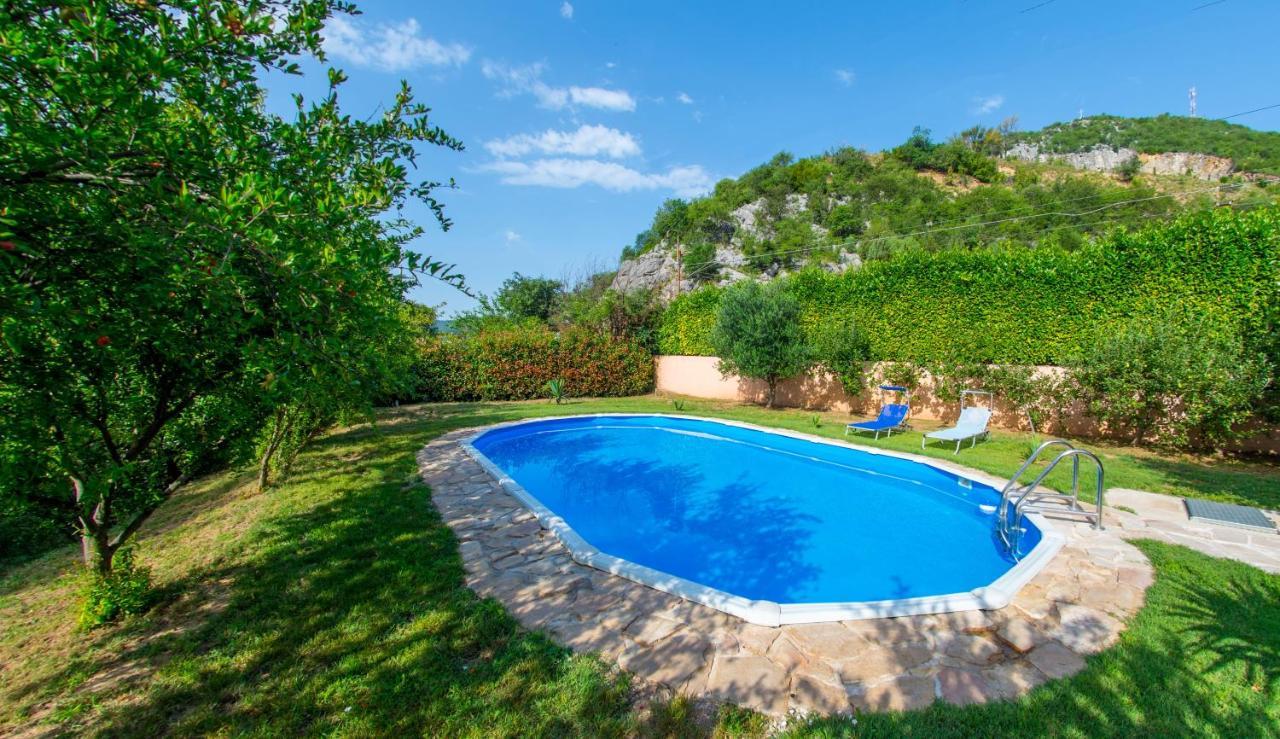 Holiday Home Narona Мостар Екстериор снимка