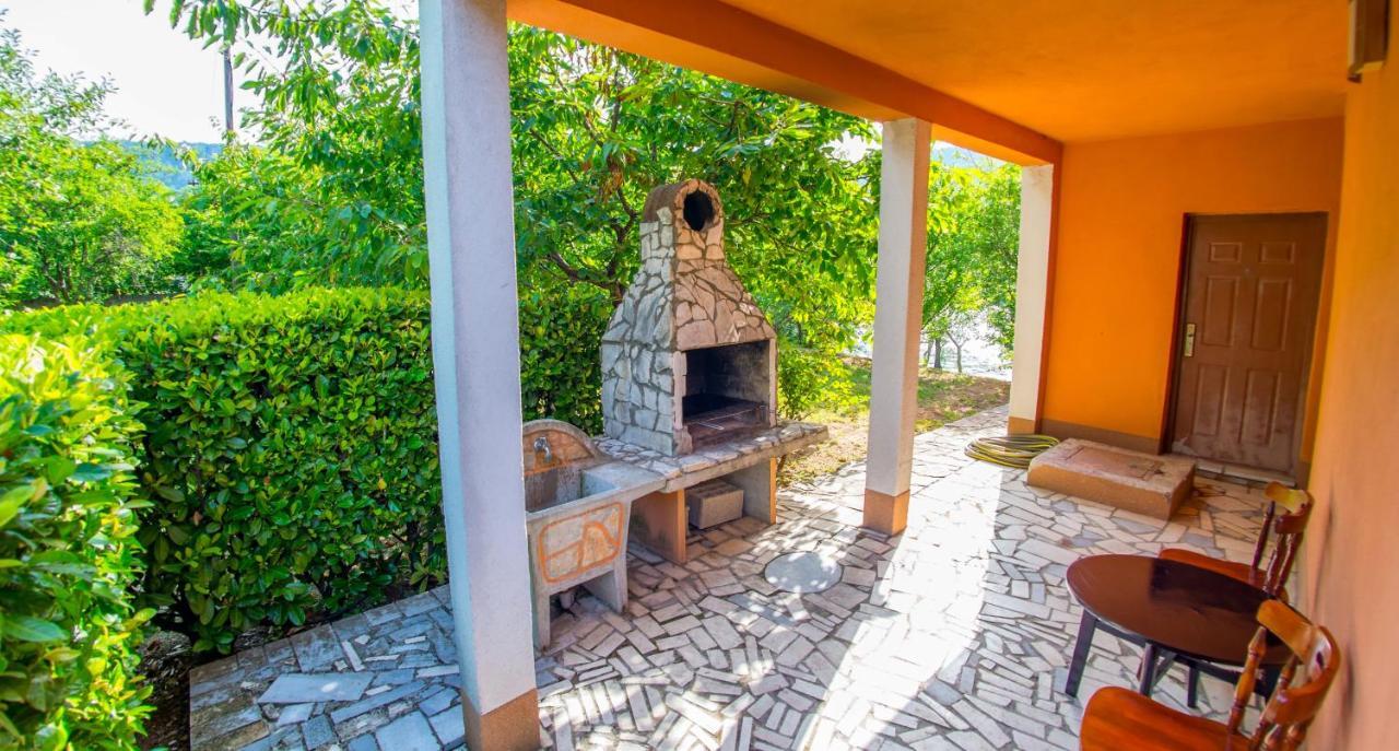 Holiday Home Narona Мостар Екстериор снимка