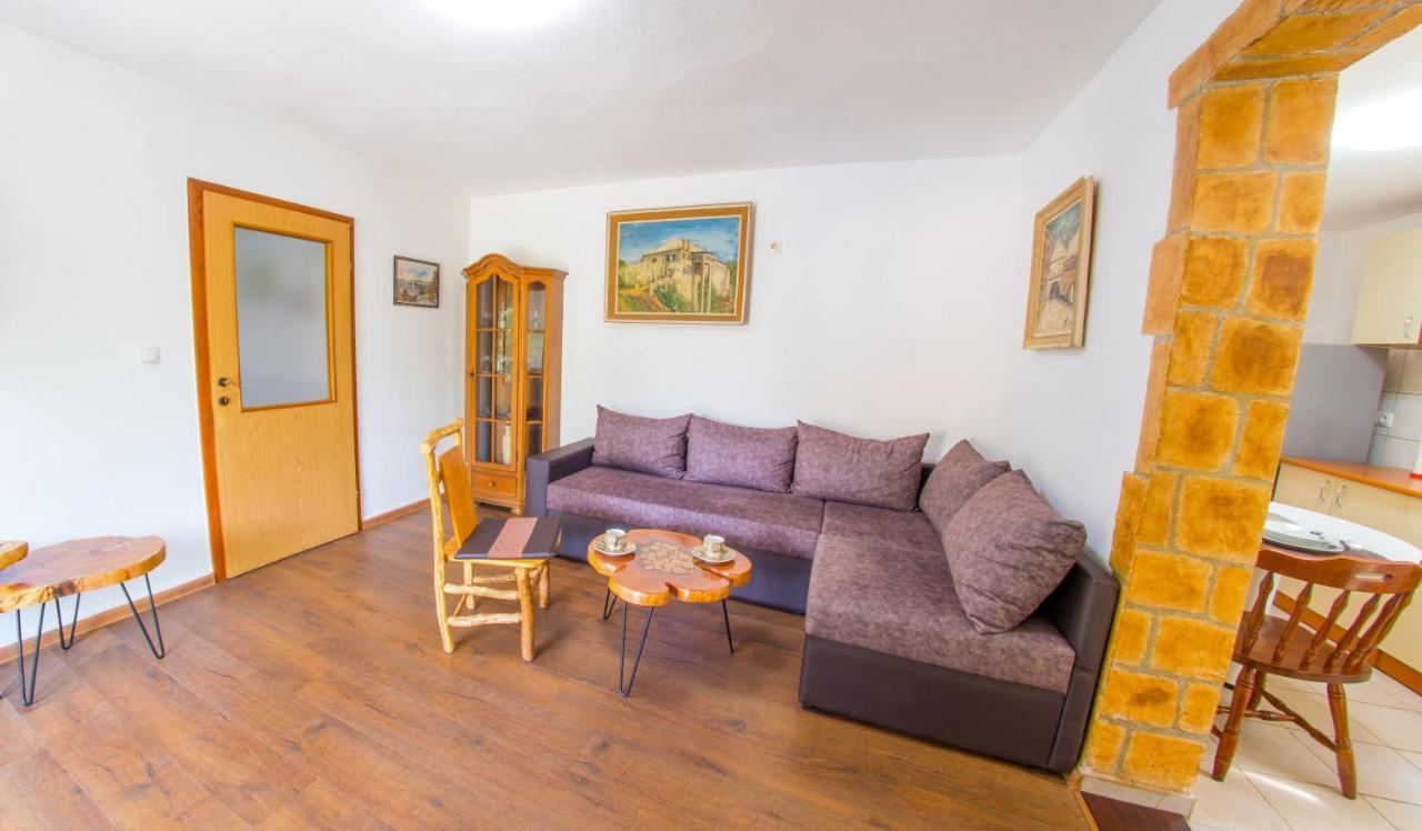 Holiday Home Narona Мостар Екстериор снимка