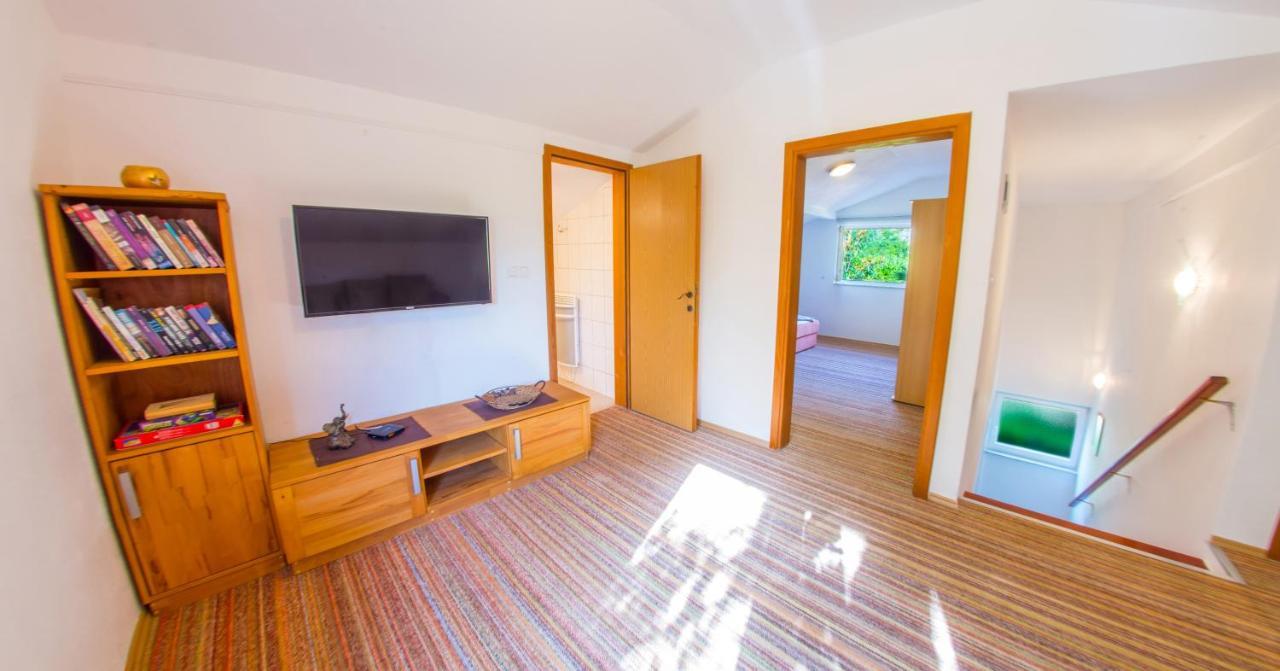 Holiday Home Narona Мостар Екстериор снимка